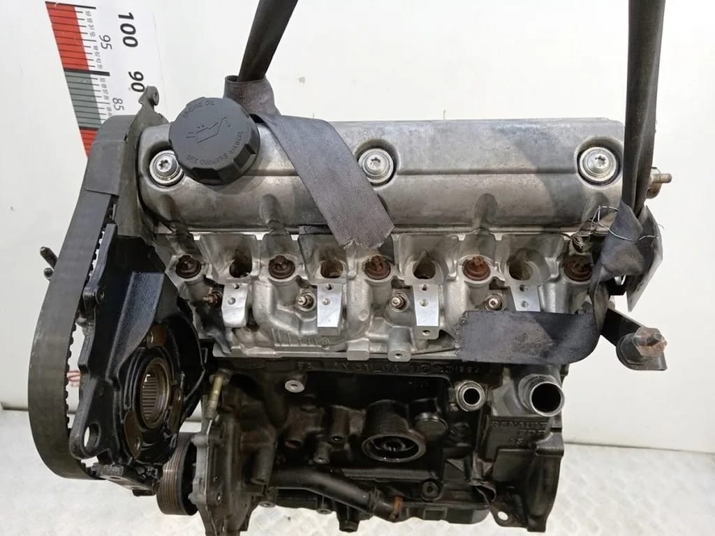 8251375 Volvo S40/V40 I · 1995–2004 — фото 3